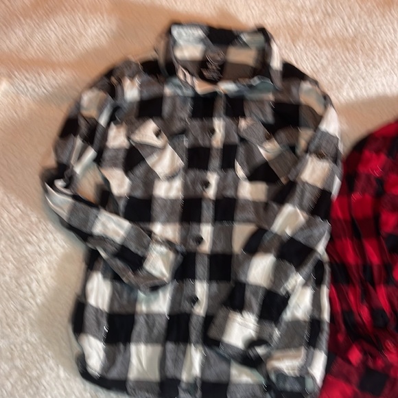 2 Wonder Nation thin flannel shirts. Glitter in shirts. XS (4-5) - Picture 2 of 7
